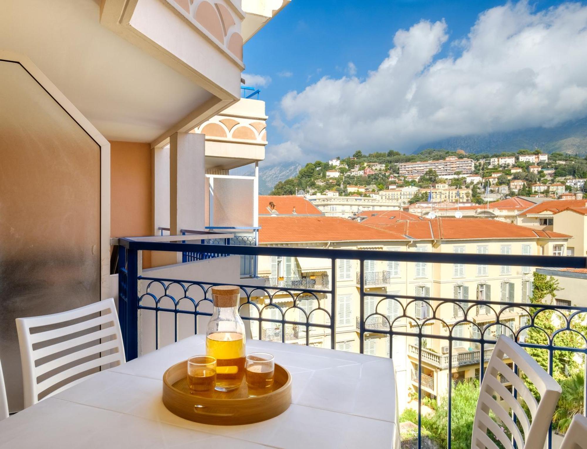 Residence Pierre & Vacances Les Rivages Du Parc Menton Exterior foto